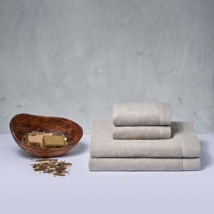 elegance-gris-ostra-2-35e81e8e-309d-482d-a1fb-17adce9488d7