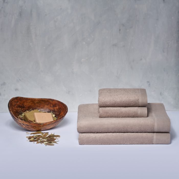 elegance-sandalo-b1b09320-a0d1-459e-8c30-b62e356d0d88