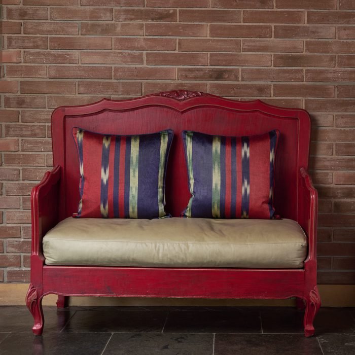 cojin-seda-estampada-1-sale-166f4fa3-5166-4651-b3b0-ee129294768b